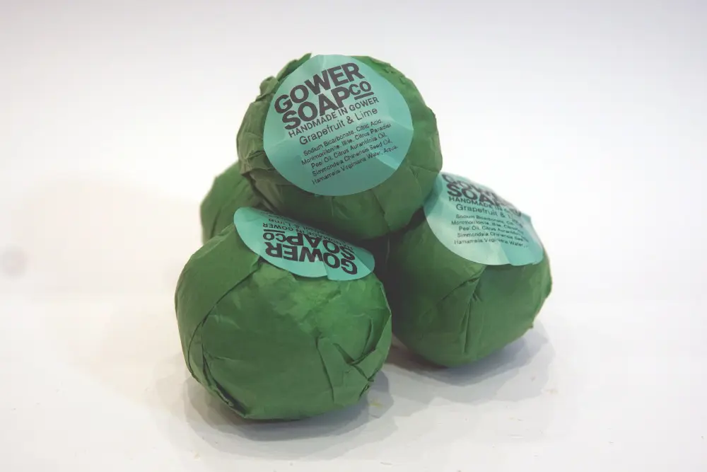 Grapefruit and Lime Bath Bomb